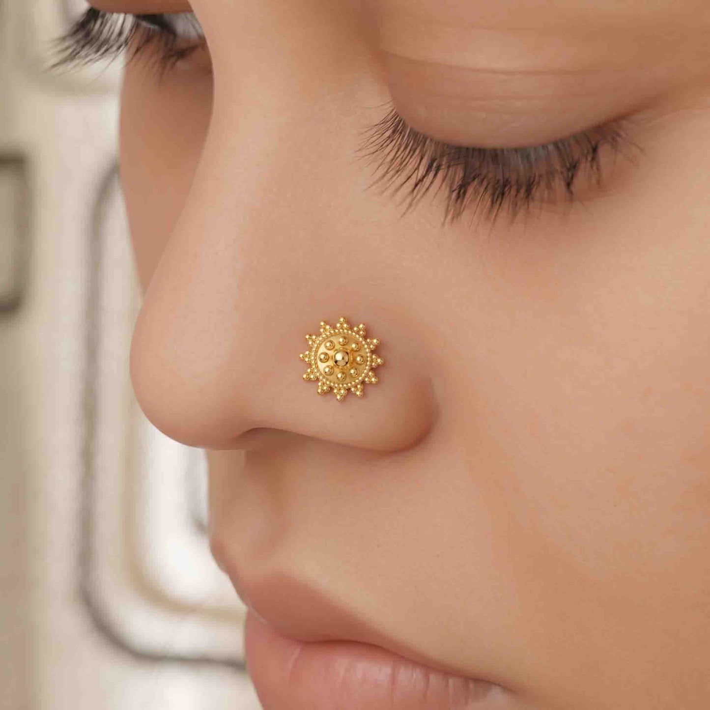 Silver Nishka Nose pin