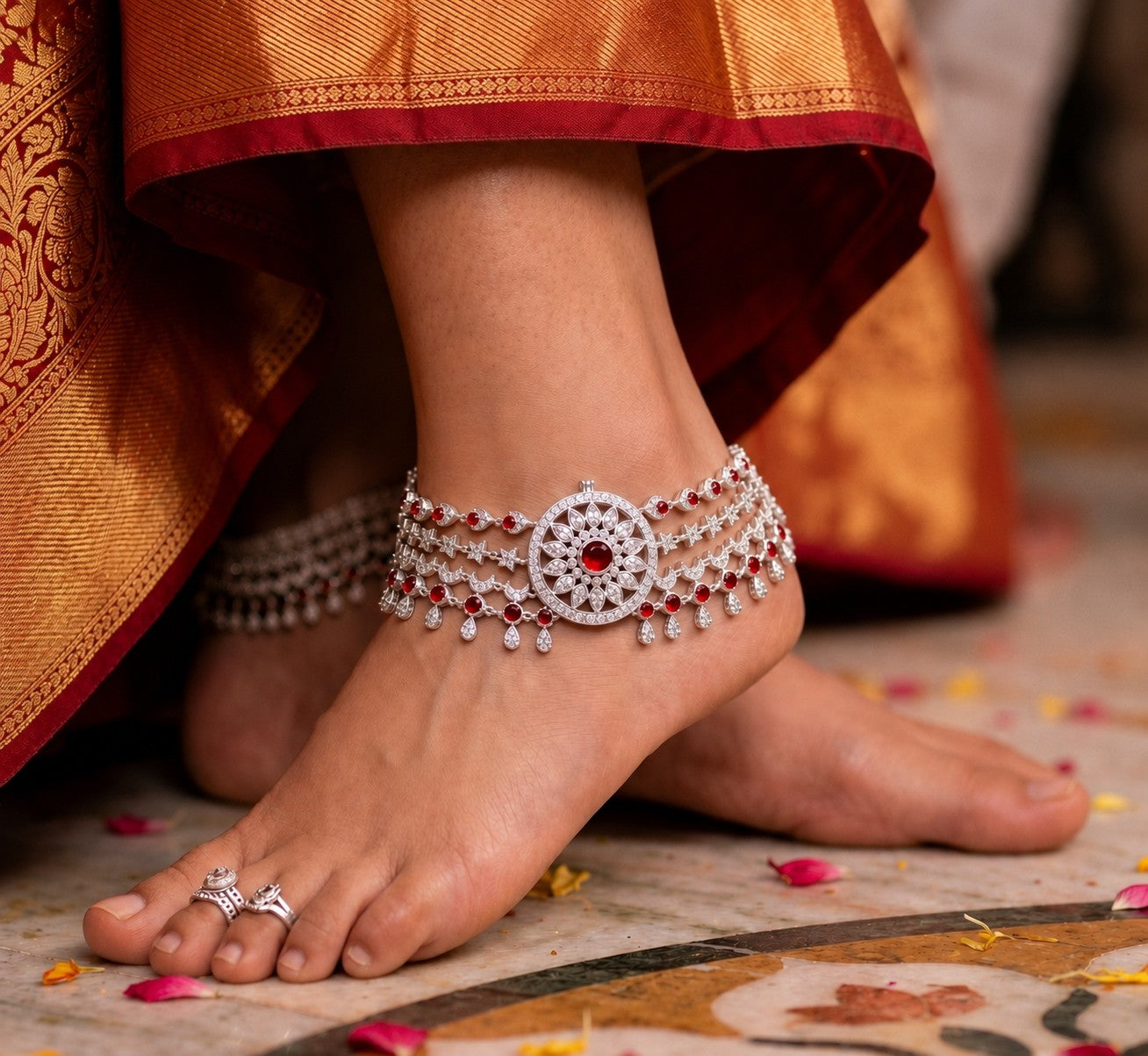 Silver Anklet by Vellismith