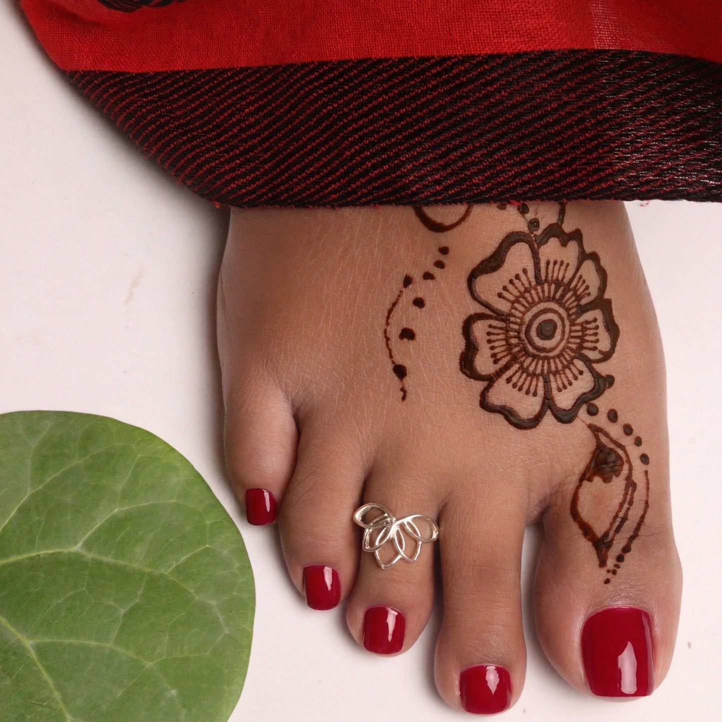Silver Toe Ring Lotus Design