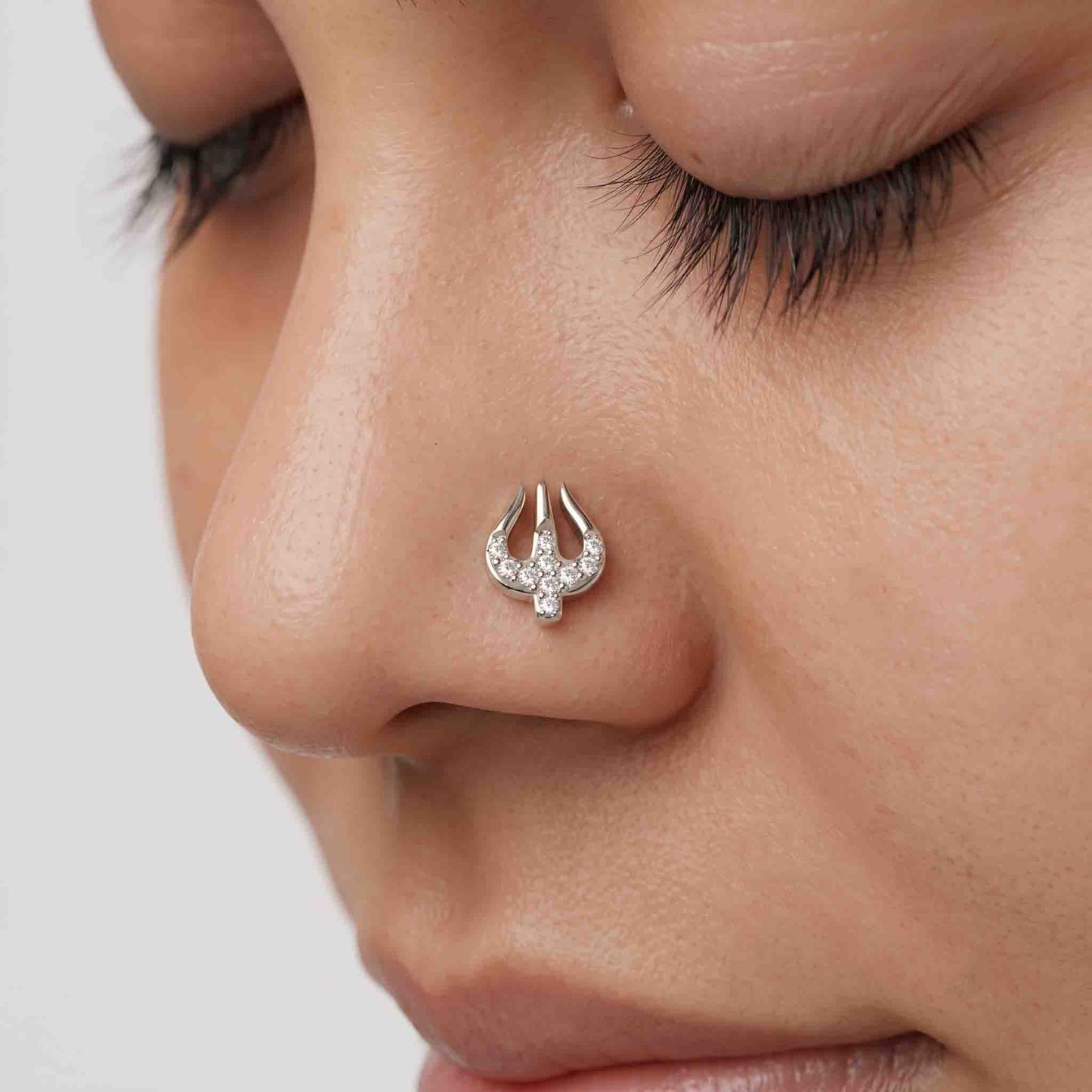 Silver Trishul Nose Pin
