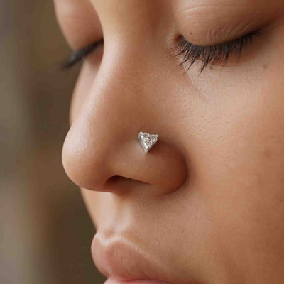 Silver 3 Stone Triangle Nose pin