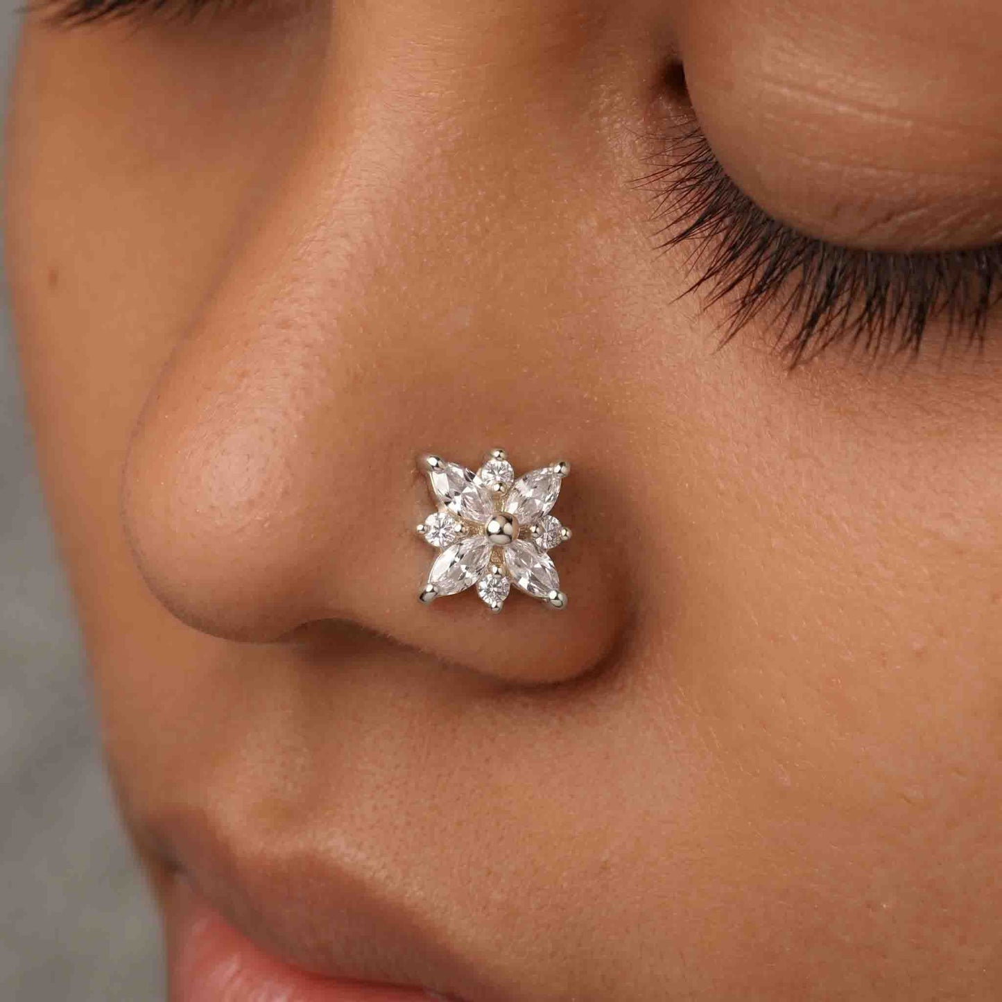 Silver Kalika Nose pin