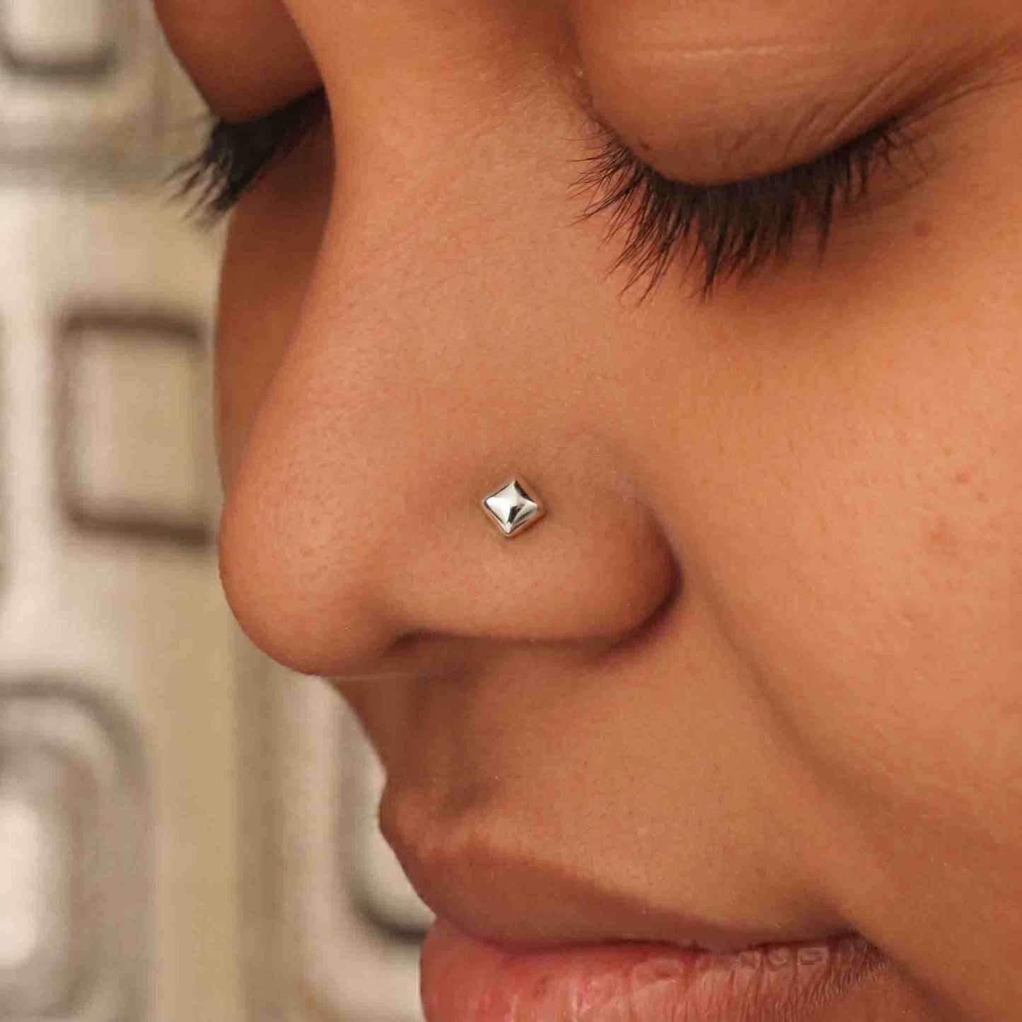 Silver Kona Nose pin