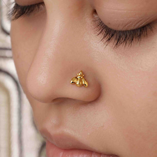 Silver bee Nose pin