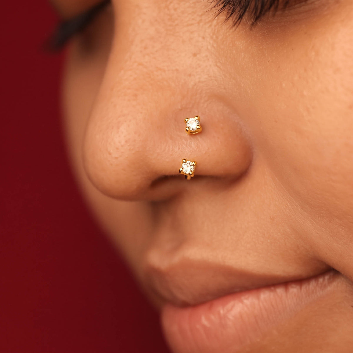 Double Side Stone Set U Noes Pin