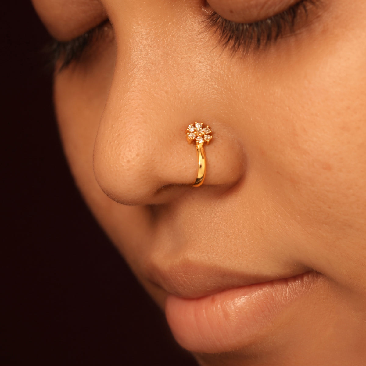 Silver 3 Prong Setting  Nose pin