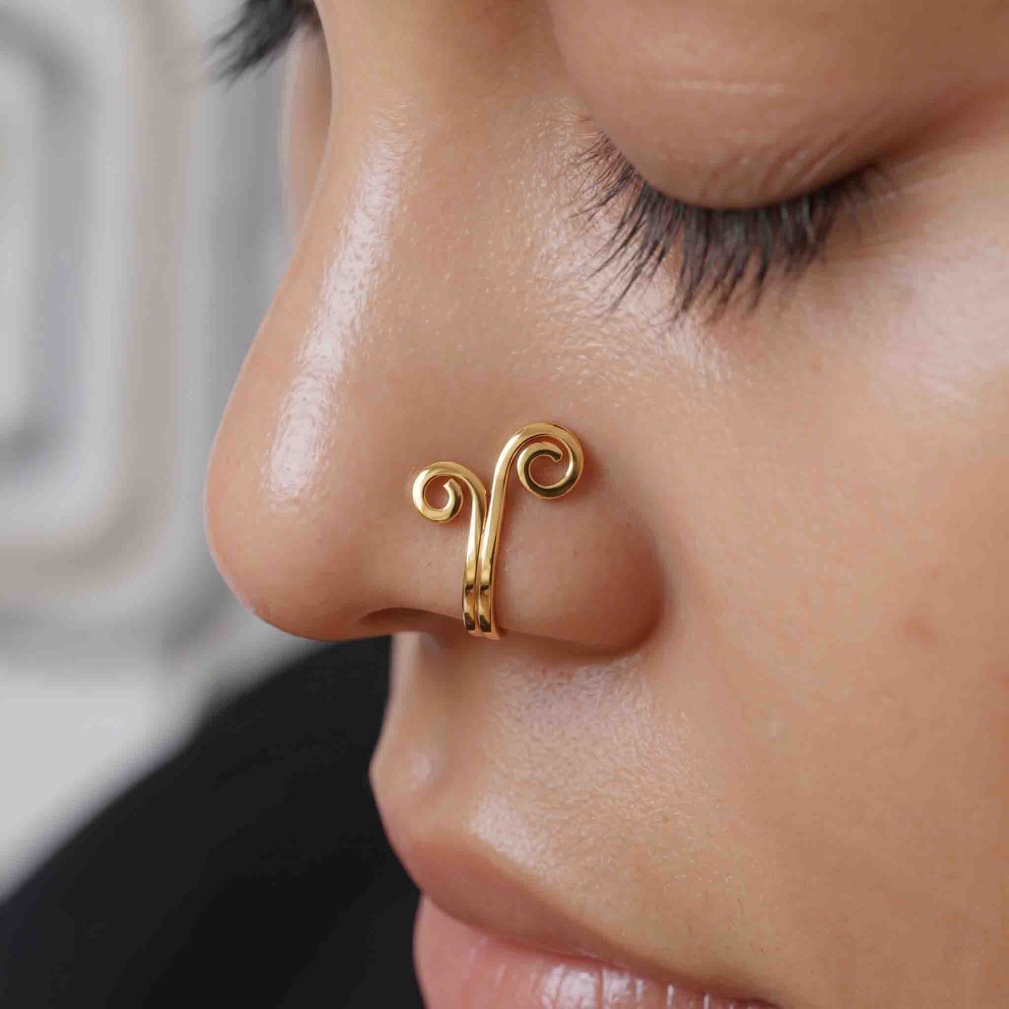 Silver Kundala Clip-on Nose pIn