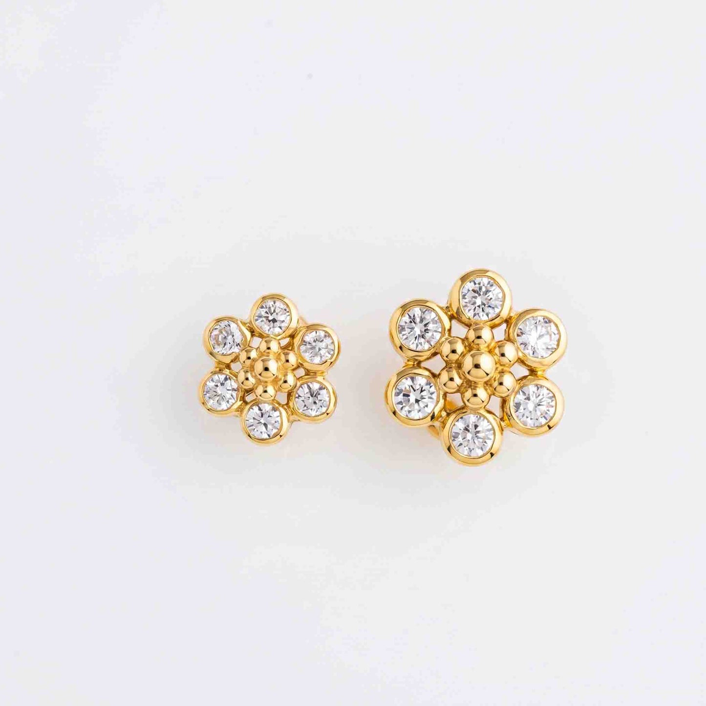 Silver Cheru Poovu Nose pin
