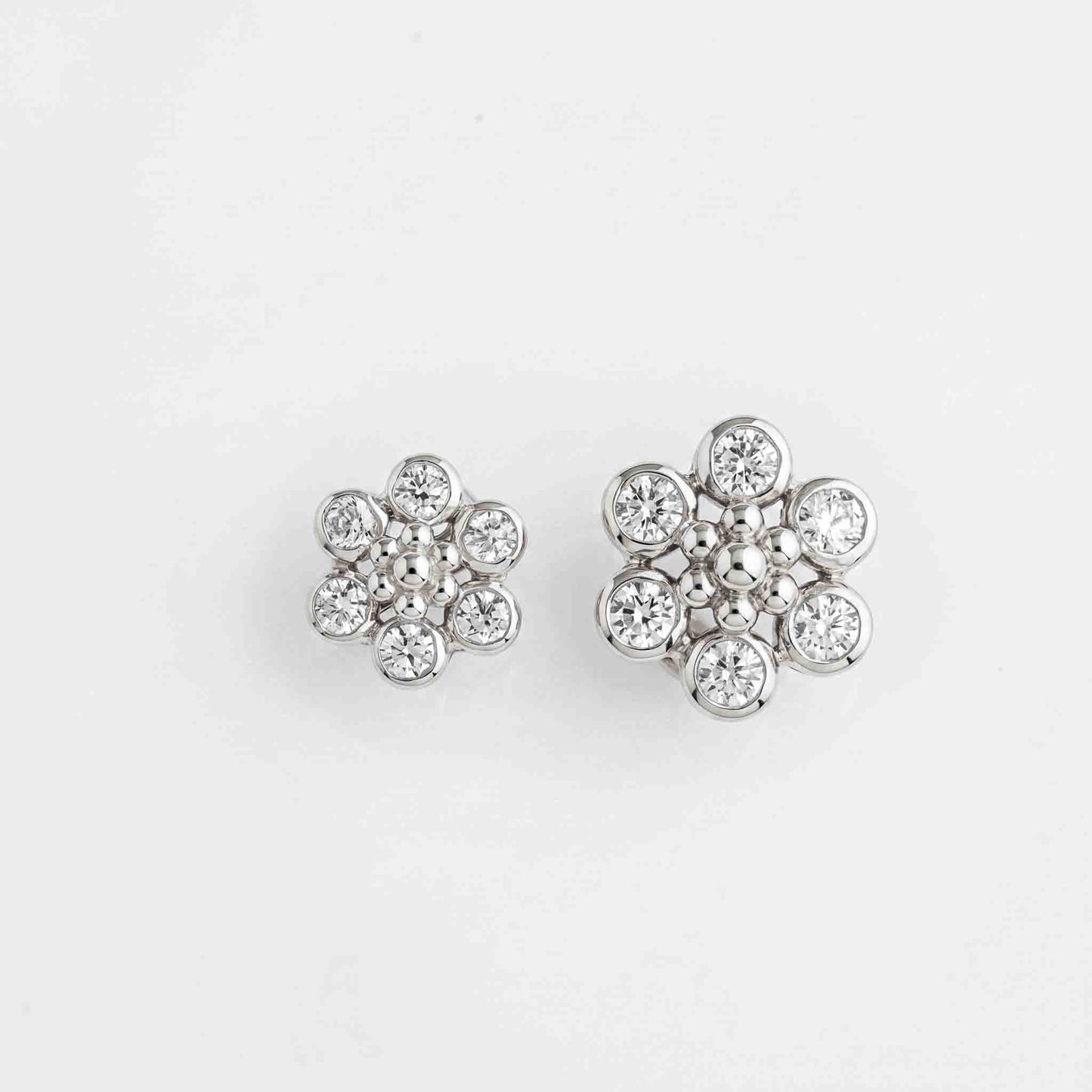 Silver Cheru Poovu Earring