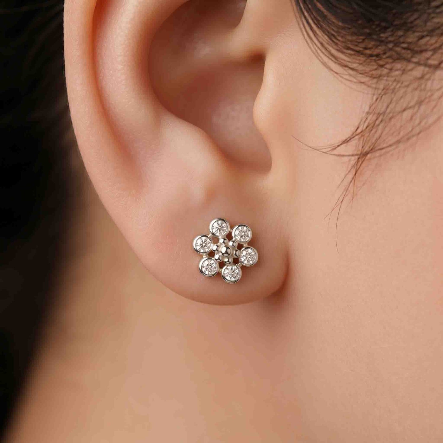 Silver Cheru Poovu Earring