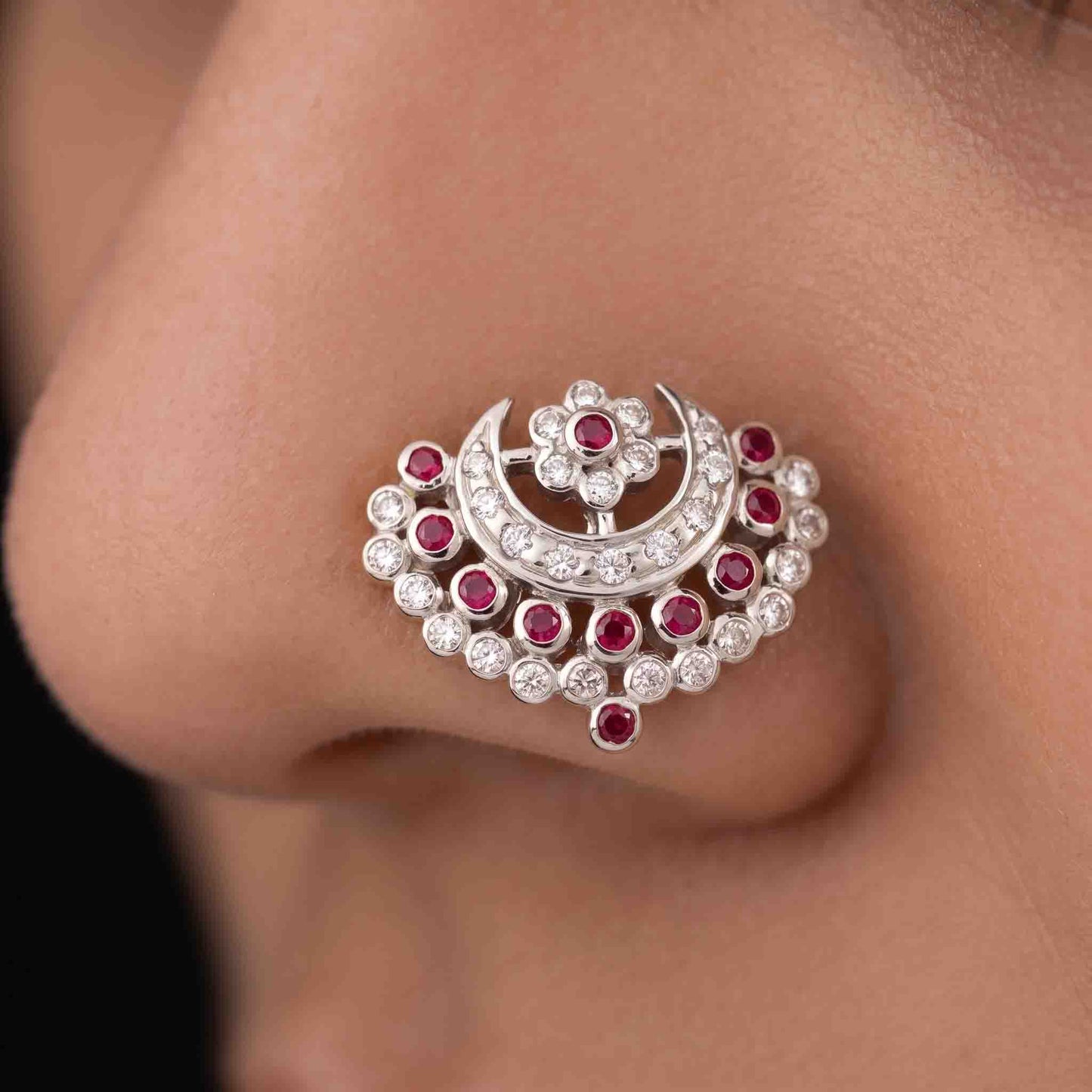 Silver Dia Nose pin