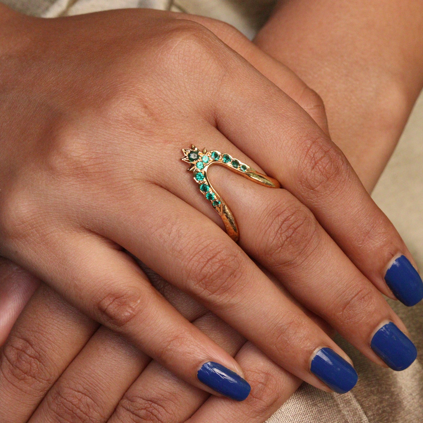 Silver Emerald Stone V Ring
