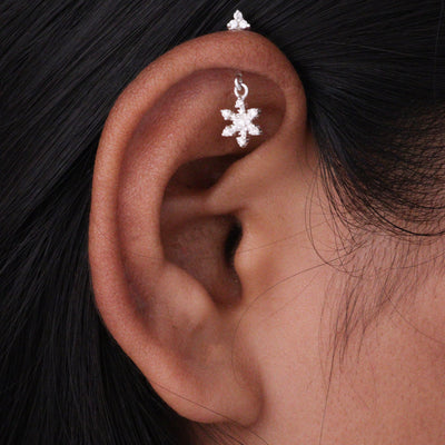 SILVER 6 STONE FLOWER2 HANGING BUGADI