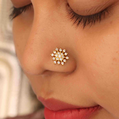 Silver Kumuda Nose pin