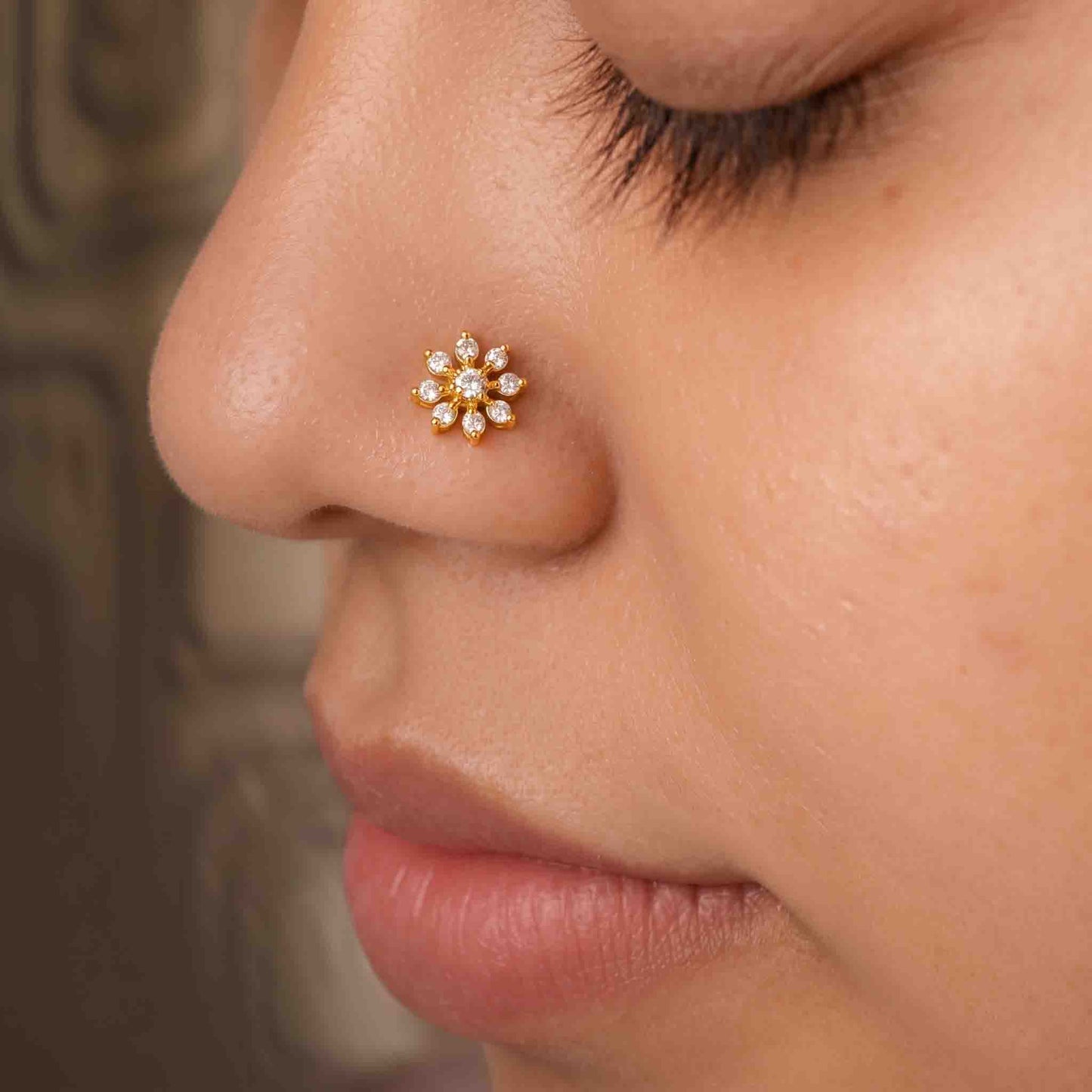 Silver 9 Stone Flower Nose pin