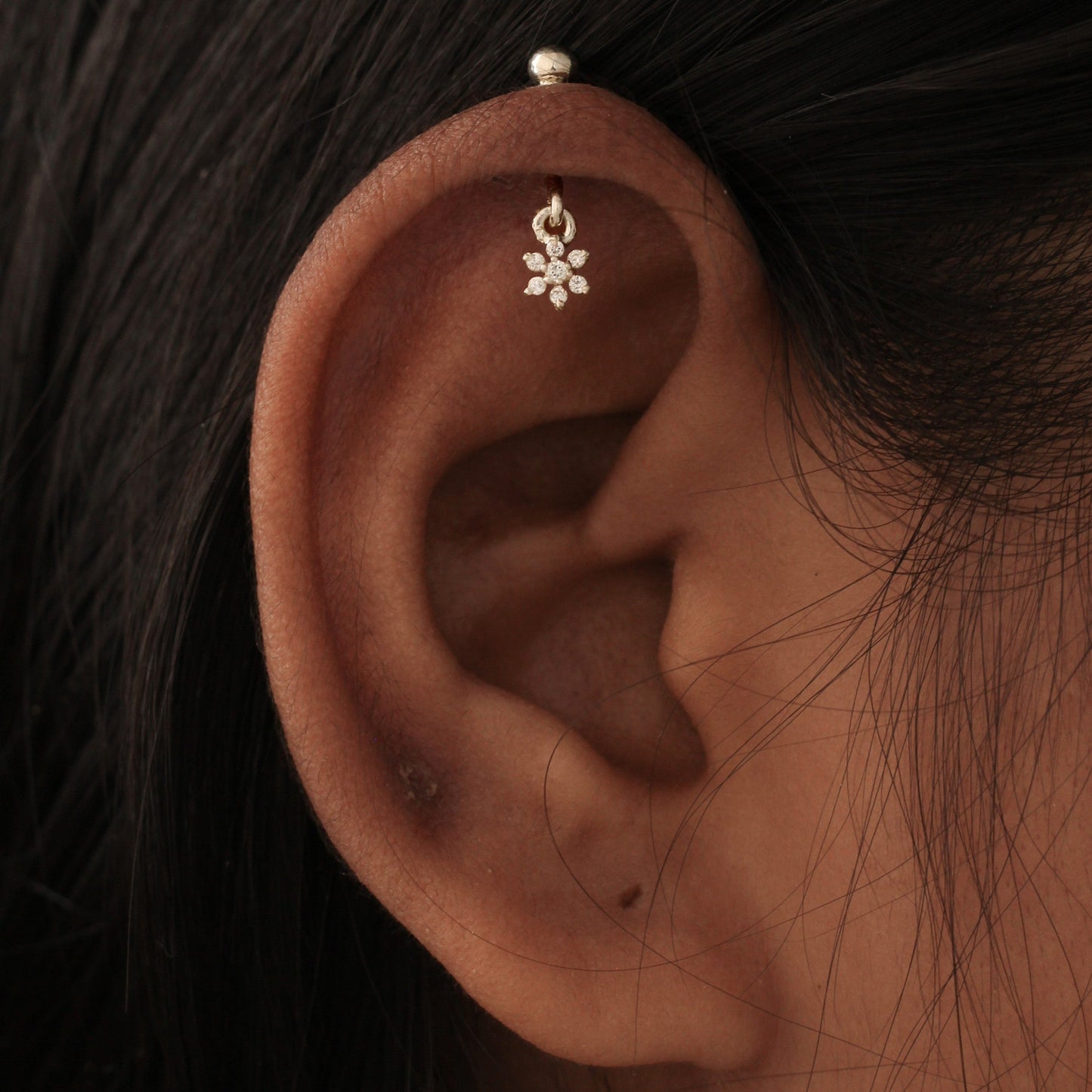 Silver Bugadi 7 Stone Flower Hanging Ball Top Diamond Design