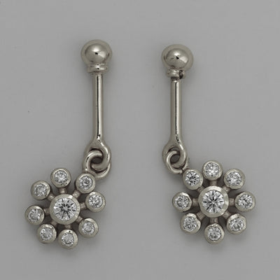 Silver Bugadi 9 Stone Flower Hanging Ball Top Diamond Design