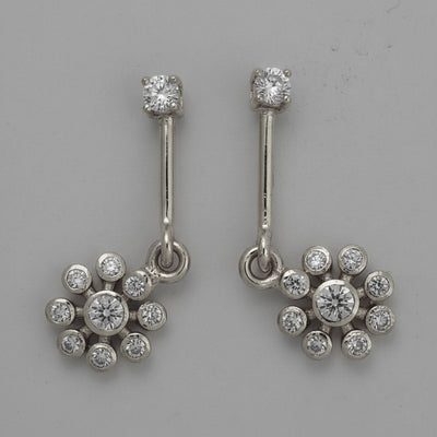 Silver Bugadi 9 Stone Flower Hanging Stone Top Diamond Design