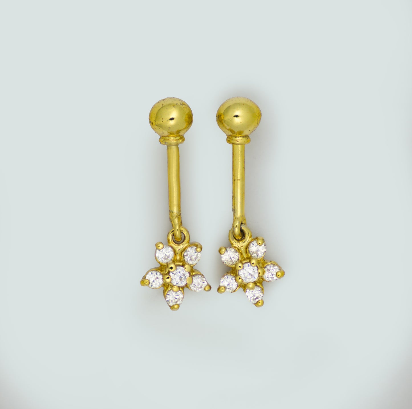 Silver Bugadi 6 Stone Flower Hanging Ball Top Gold Diamond Design