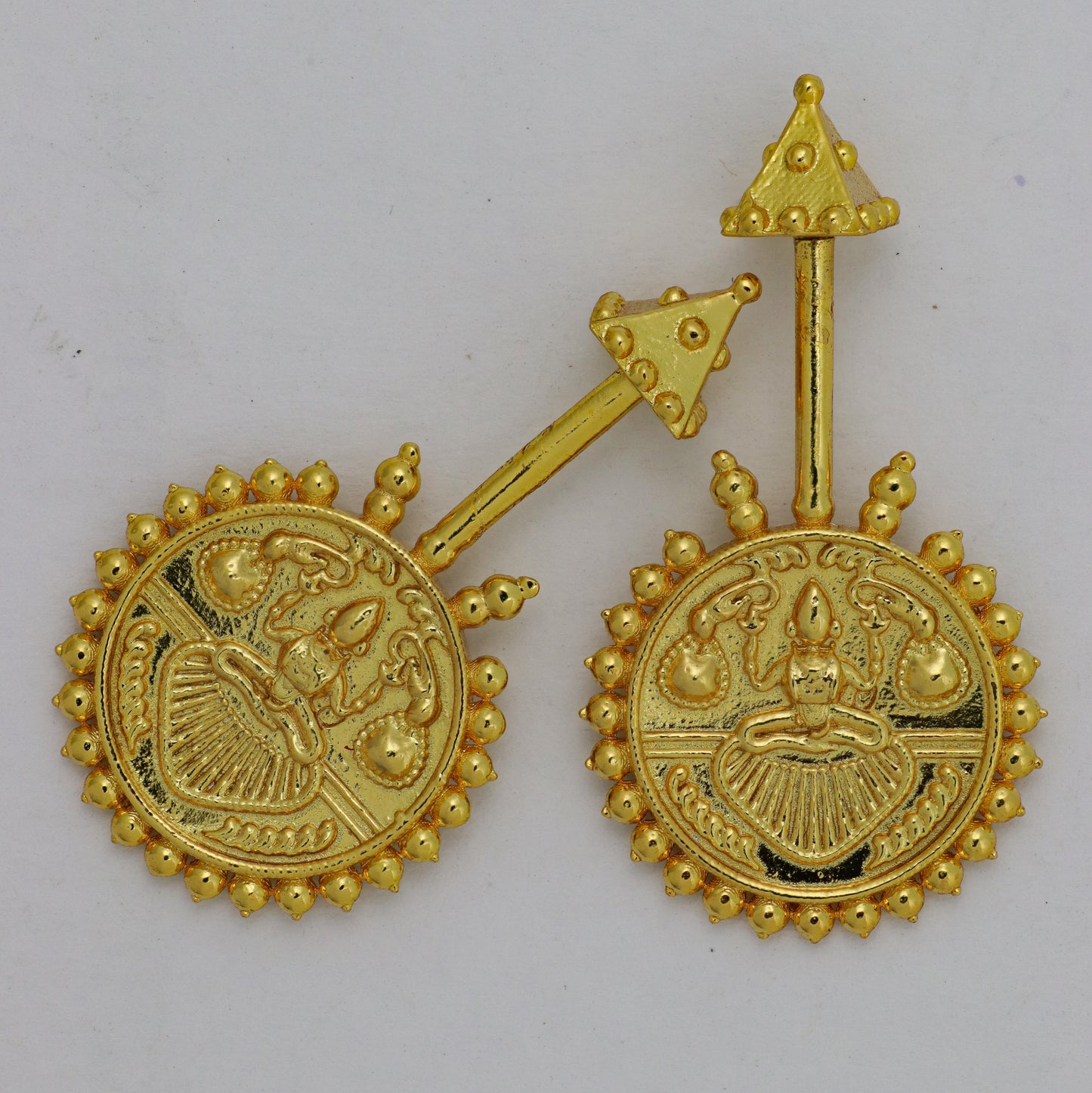 Silver Bugadi Laxmi Coin Pyramid Top Gold Design