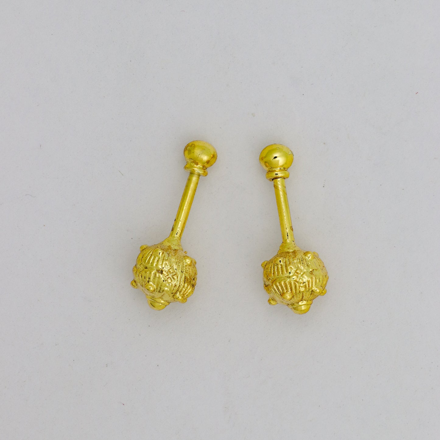 Silver Bugadi Mace Ball Top Gold Design