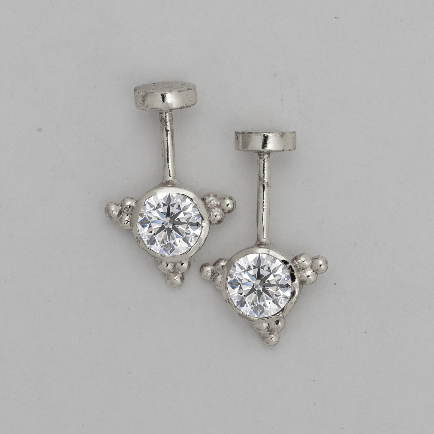 Silver Bugadi Vajra Hanging Flat Top Diamond Design