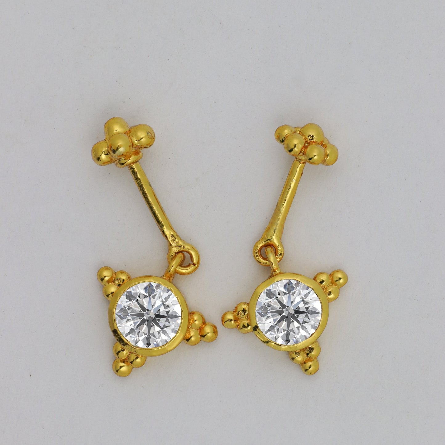 Silver Bugadi Vajra Hanging 6 Bead Top Gold Diamond Design