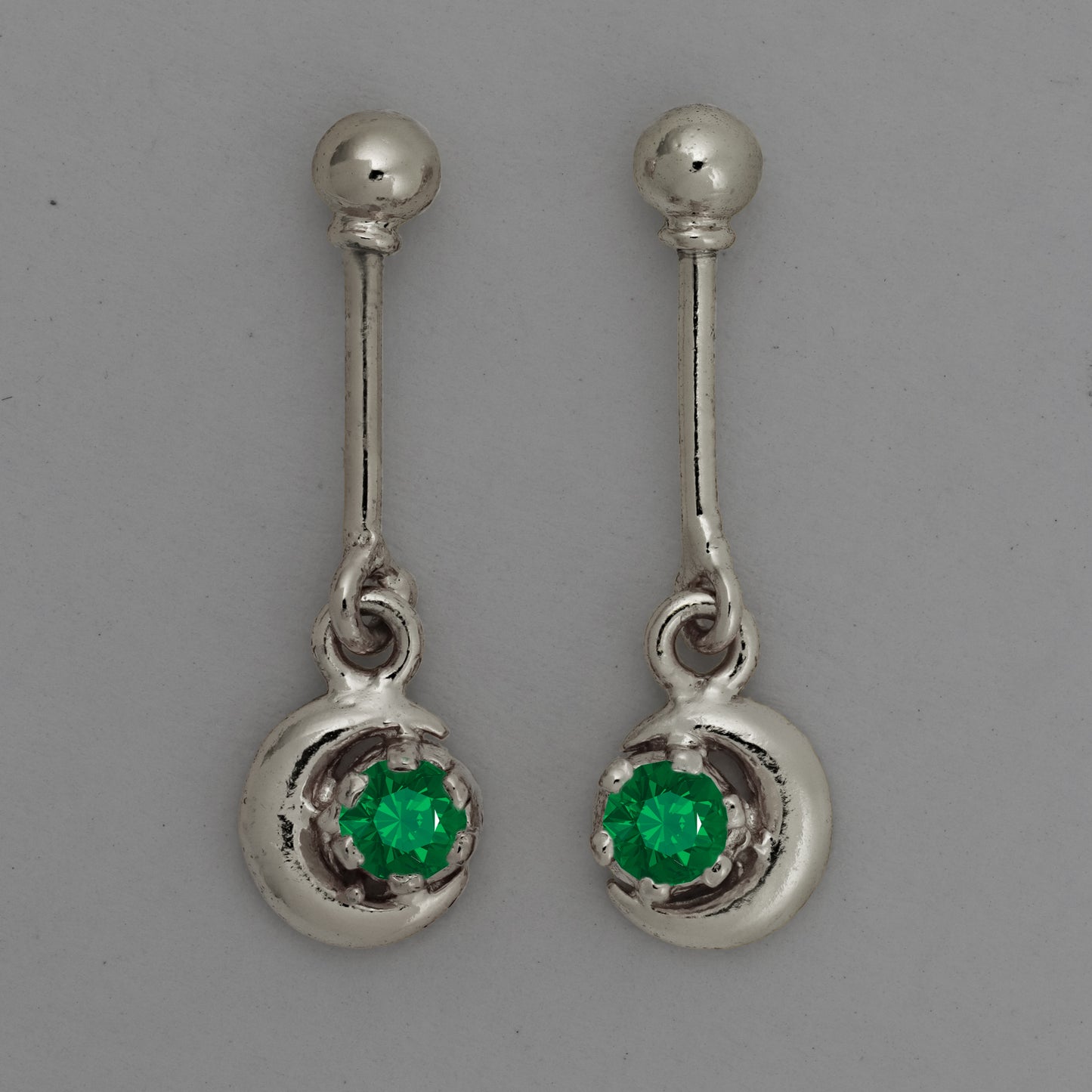 Silver Bugadi Crescent Moon Hanging Ball Top Emerald Green Design