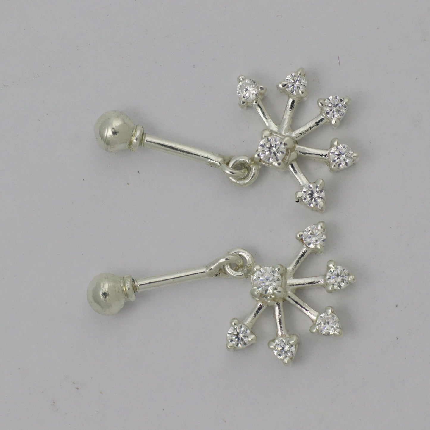 Silver Bugadi 6 Stone Fan Hanging Ball Top Diamond Design