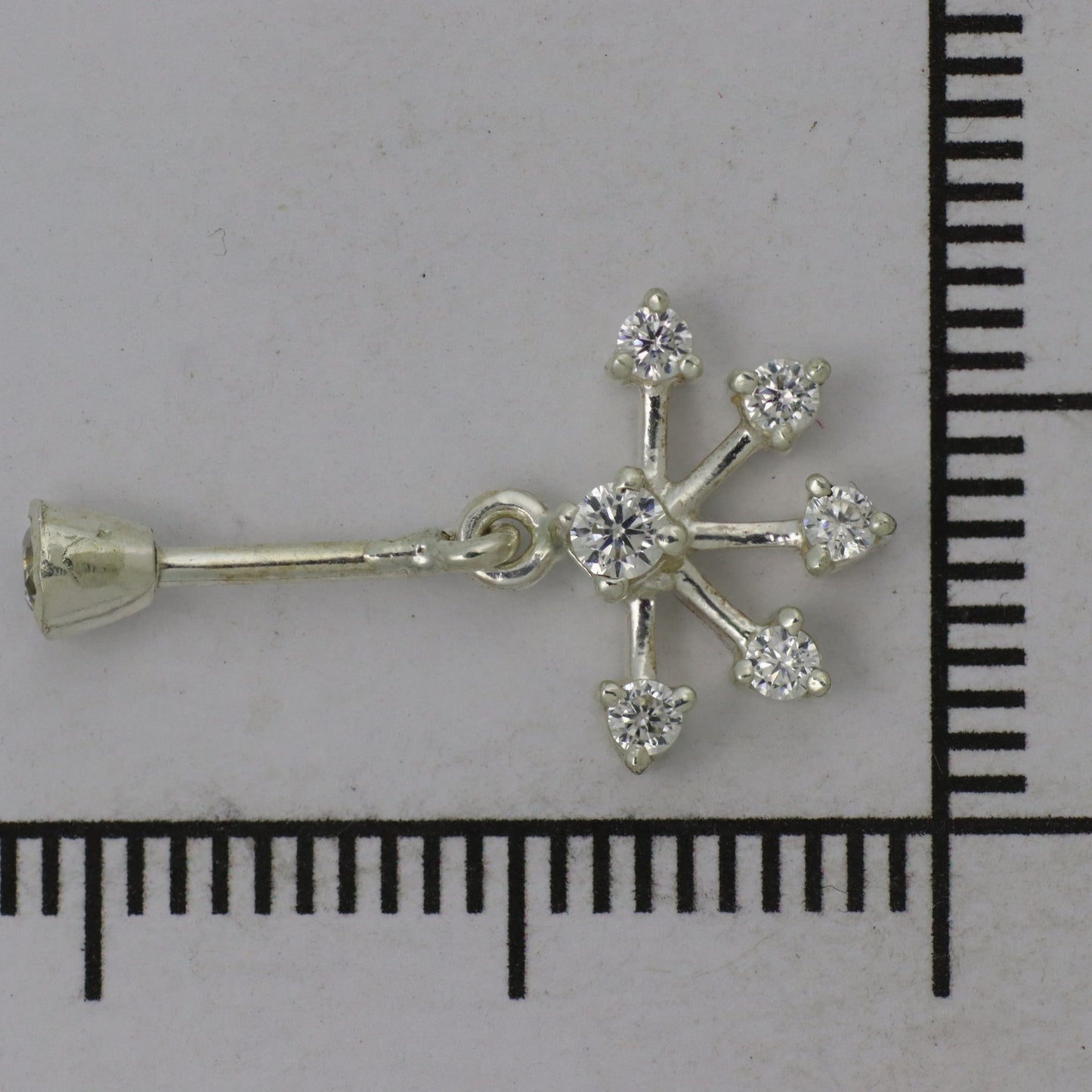 Silver Bugadi 6 Stone Fan Hanging Stone Bezel Top Diamond Design