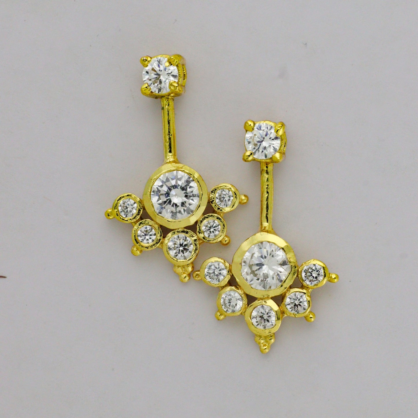 Silver Bugadi 6 Stone mookuthi Stone Top Gold Diamond Design