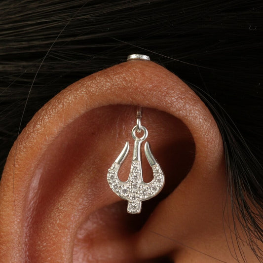 Silver Bugadi Trisul Hanging Flat Top Diamond Design