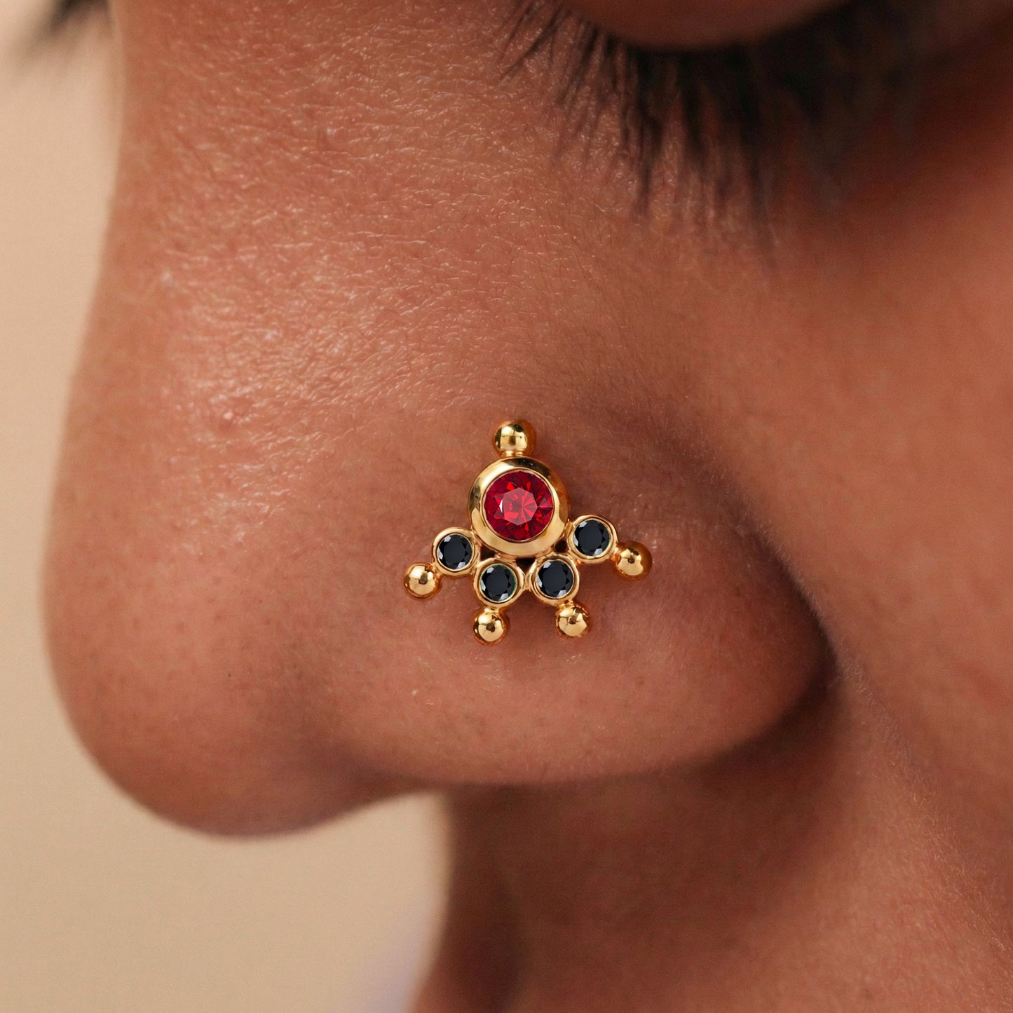 MOOKUTHI RED STONE GOLD PLATED NOSEPIN