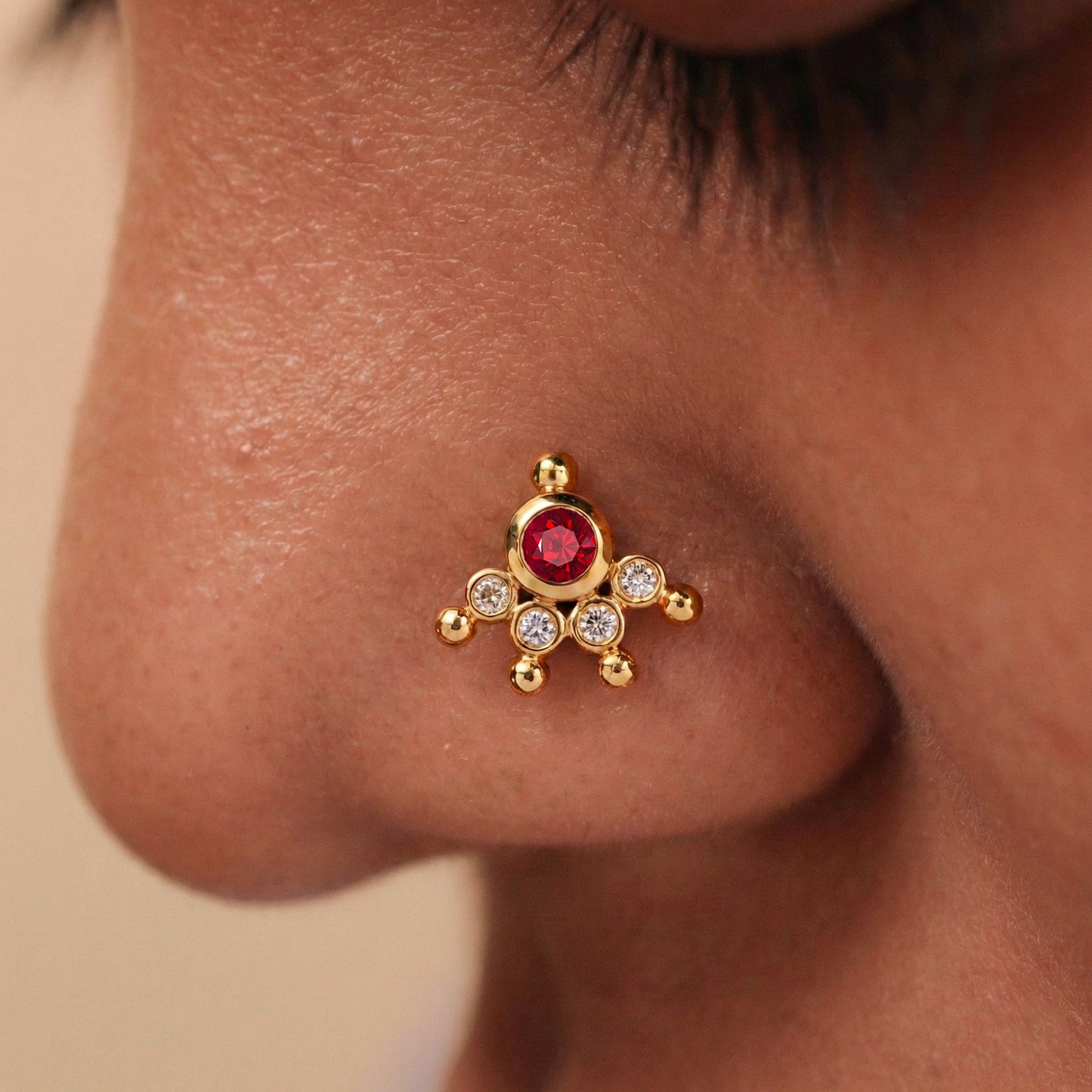 MOOKUTHI RED STONE GOLD PLATED NOSEPIN