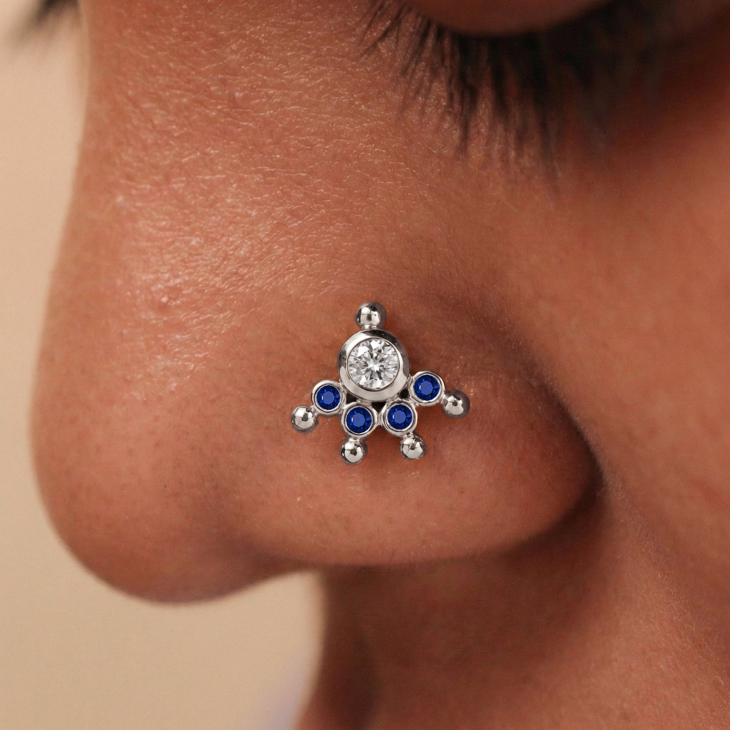 NOSE PIN FULL WHITE