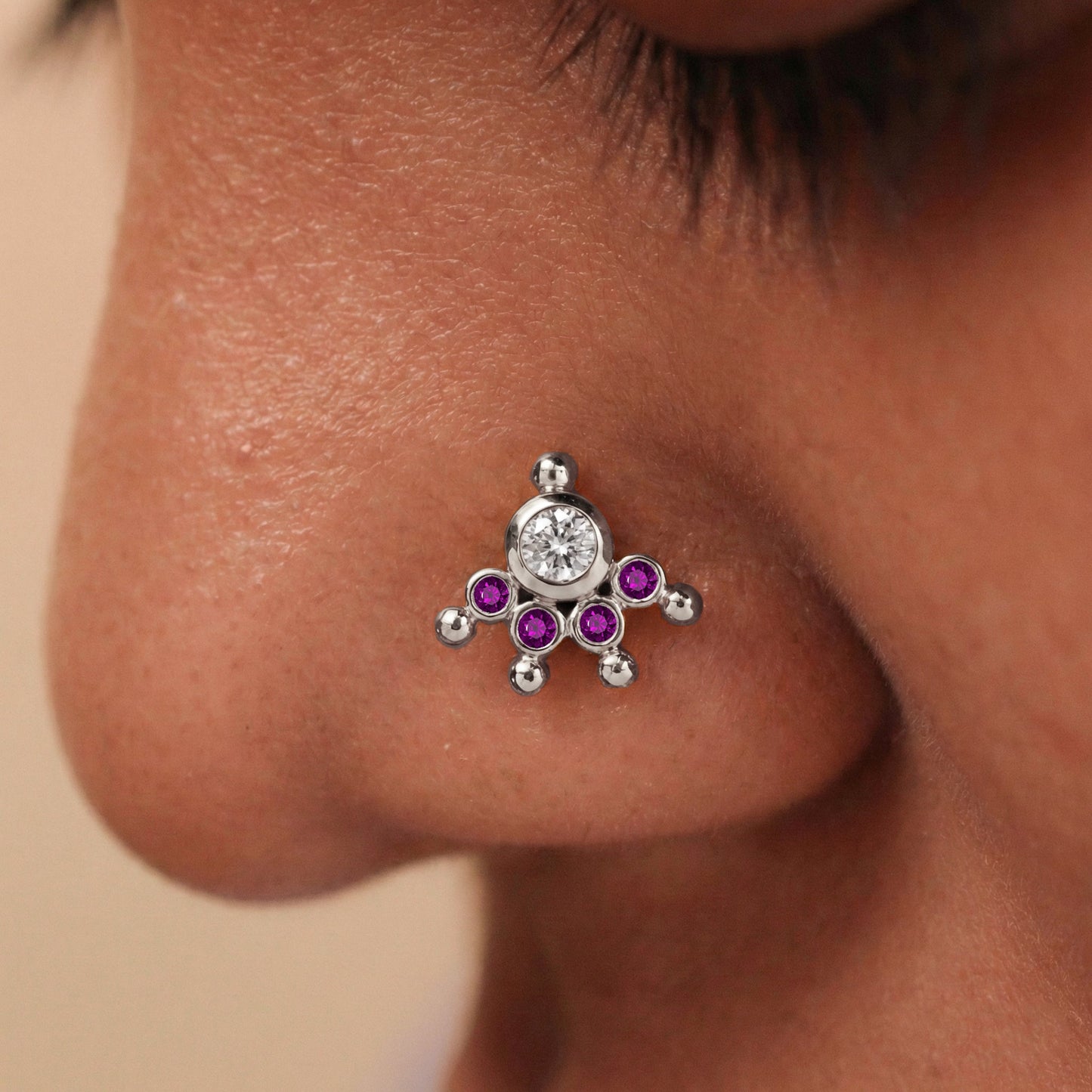 NOSE PIN FULL WHITE