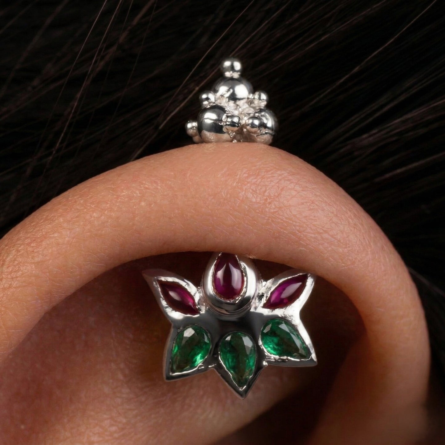 Silver Bugadi kamp Lotus Gopuram Top Ruby Red & Emerald Green Dessign