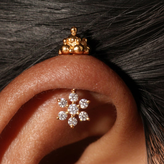 SILVER 7 STONE FLOWER WITH GOPURAM TOP BUGADI