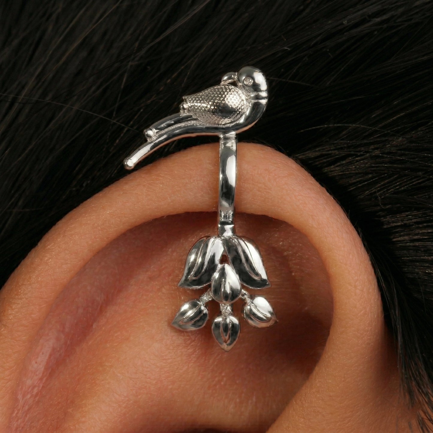 Silver Bugadi Flower Leaf Parrot Top Clipon Gold Design