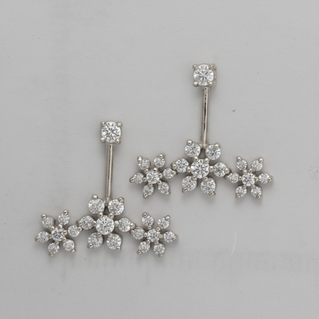 Silver Bugadi 7 Stone Flower 3 Stone Top Diamond Design