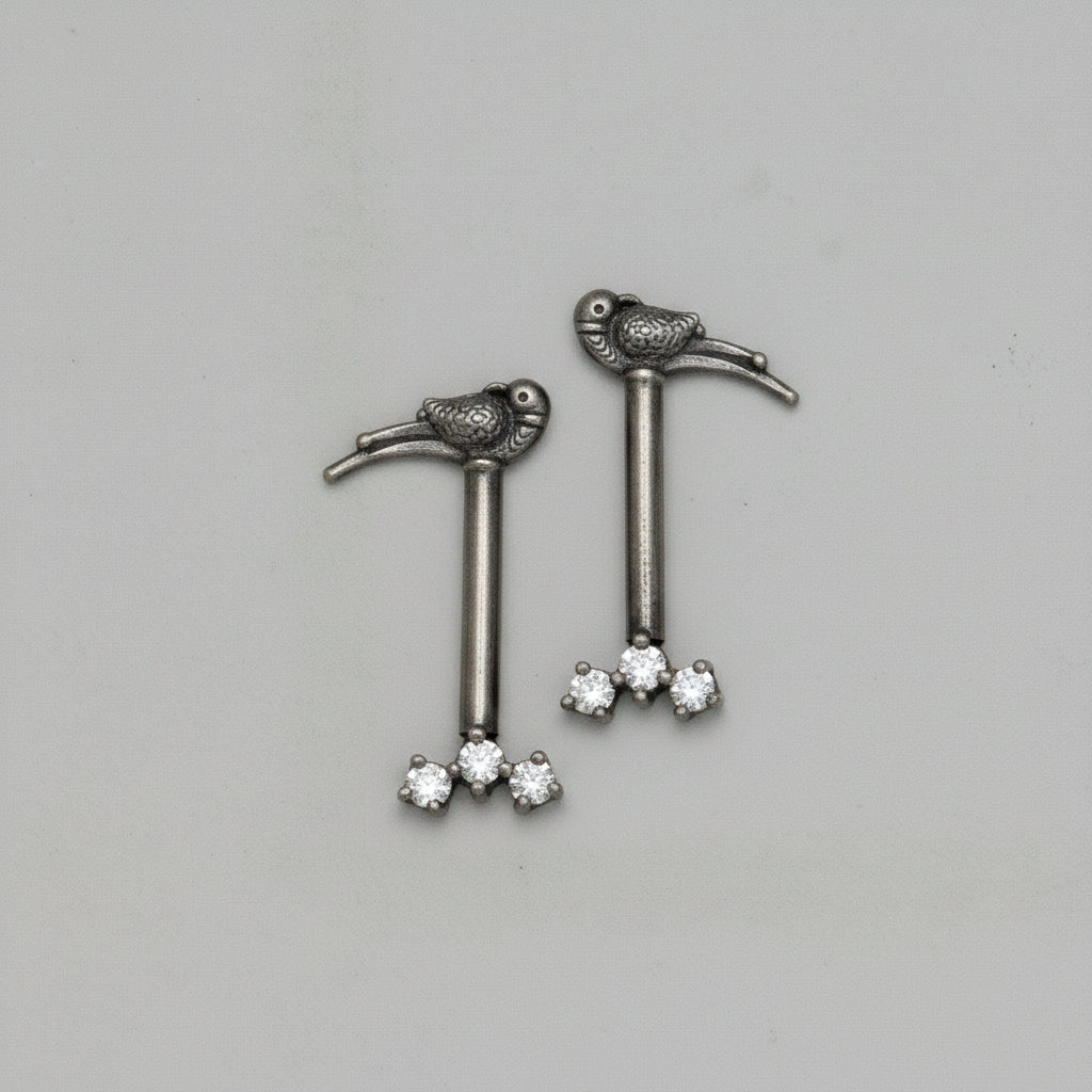 Silver Bugadi 3 Stone Line Parrot Top Oxidize Diamond Design