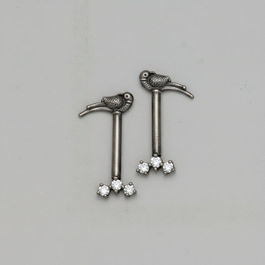 Silver Bugadi 3 Stone Line Parrot Top Oxidize Diamond Design