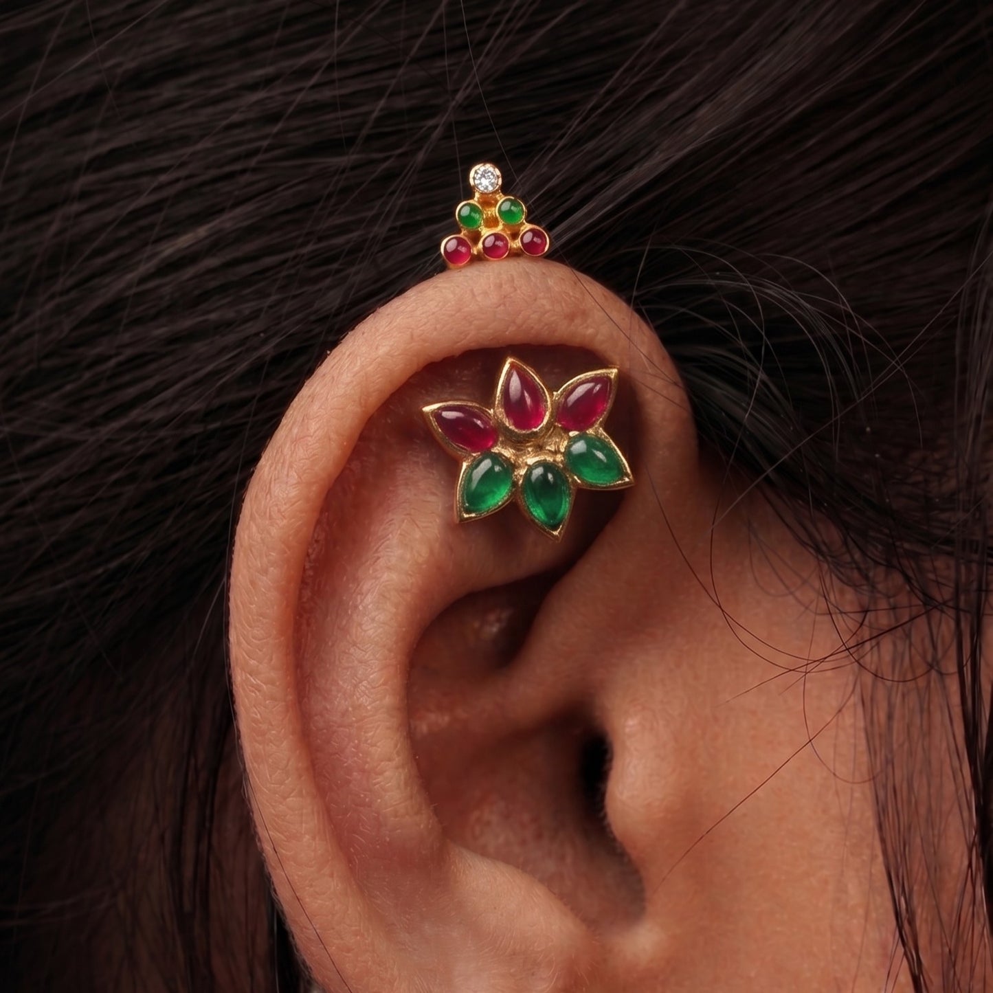 Silver Bugadi Kemp Lotus Temple Top Gold Ruby Red Emerald Green Design