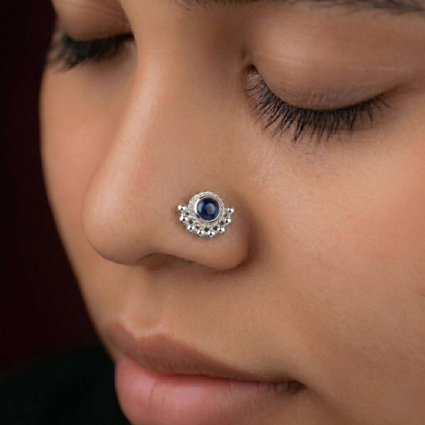 Silver Beaded Moon Nosepin