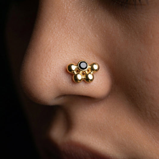 Silver Black Stone 4 Bead Nosepin