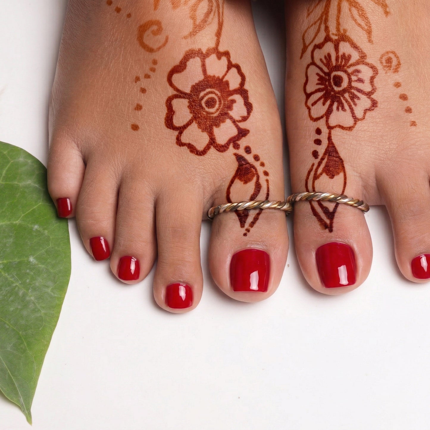 Silver Toe Ring Tri Metal Twisted Design