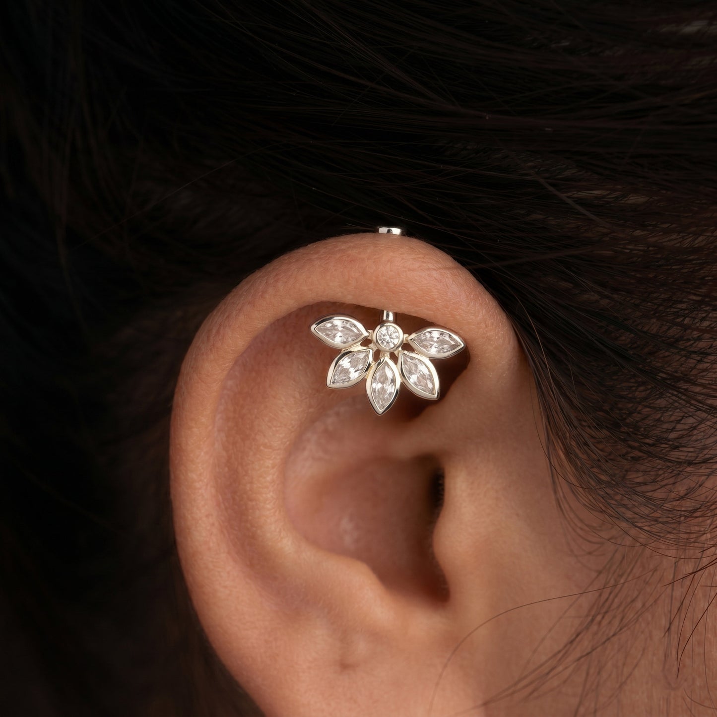 Silver Bugadi 5 Marquis Flower Flat Top Diamond Design