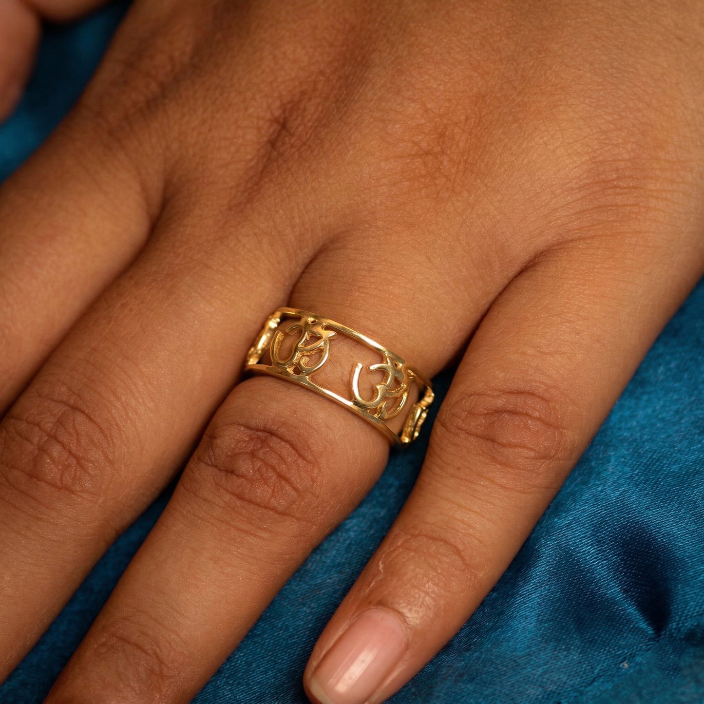 Silver Divine Om Ring