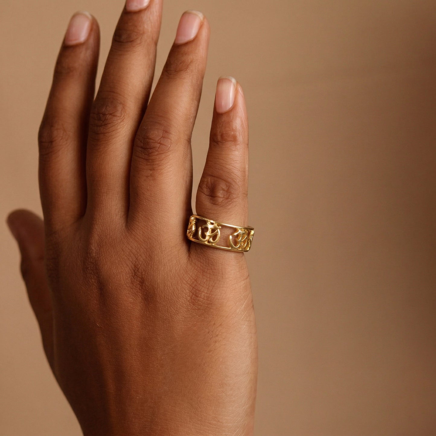 Silver Divine Om Ring