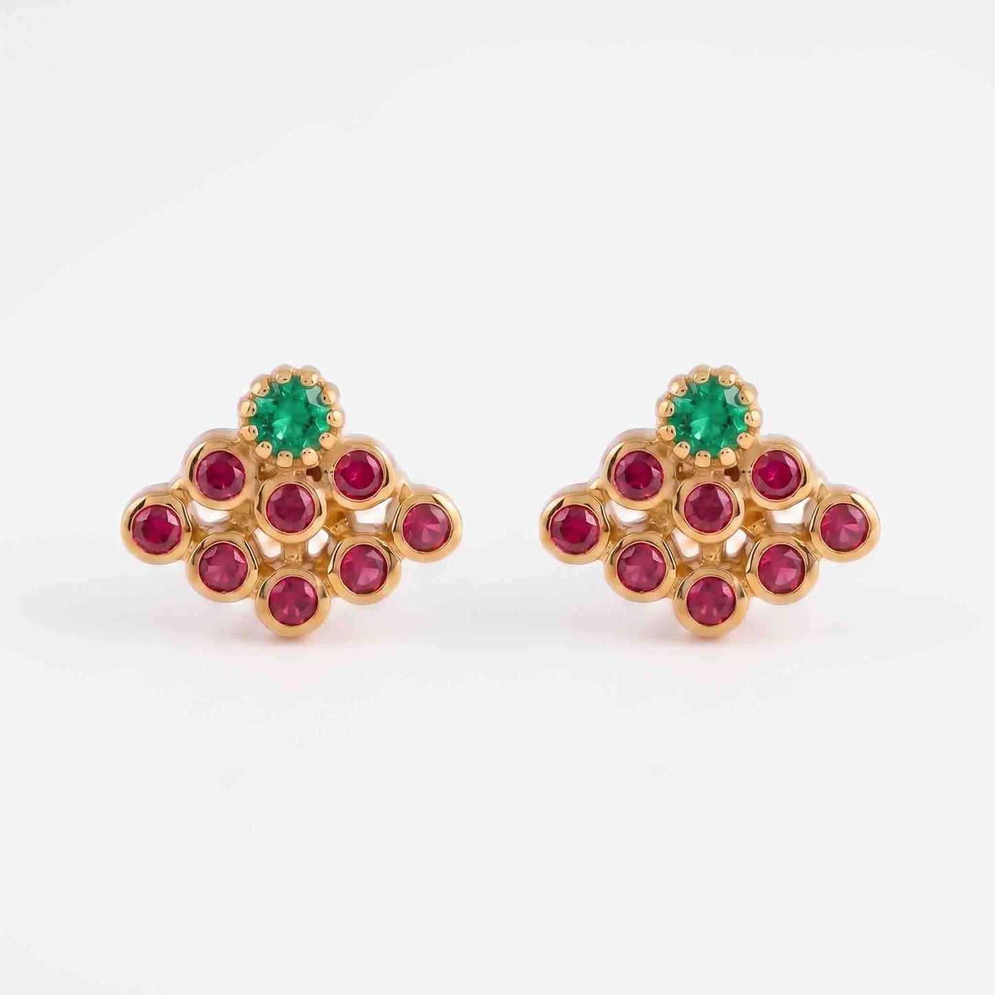 9 Stone Besari Emerald Green Mookuthi Earring